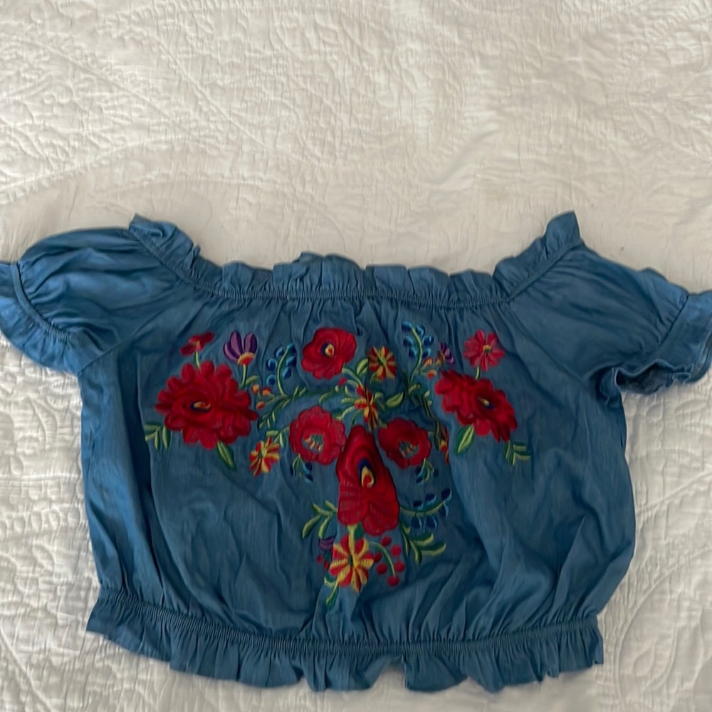 Forever 21 top. like new!